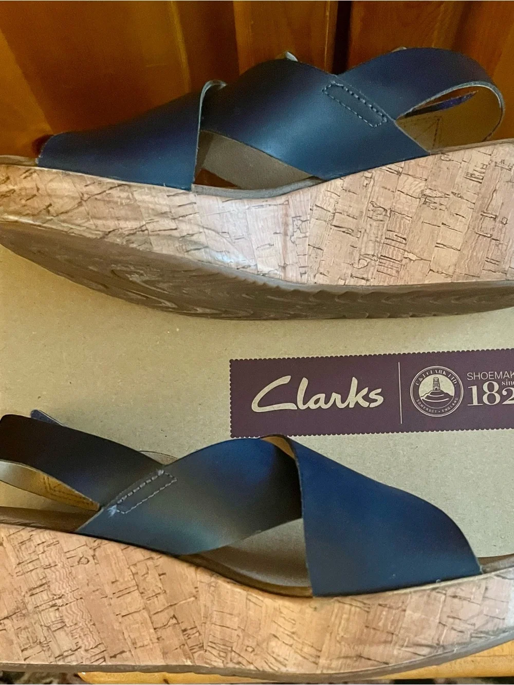 Clark’s Blue Leather Crisscross Slingback Sandals Size 9.5